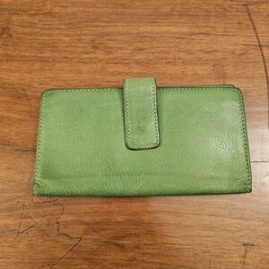 Genuine Leather Green Wallet Checkbook Credit Card ID Slot Folding Button Close